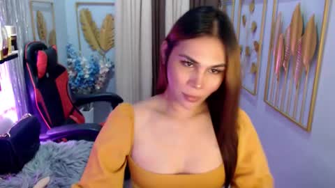 Ashley online show from January 14, 6:02 pm