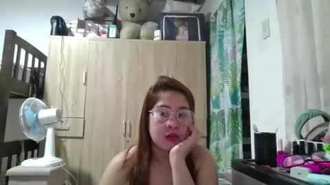 Snapshot of immaculate02 chatting on December 14, 3:39 am Immaculate02 online show from December 14, 3:39 am