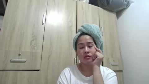 Snapshot of immaculate02 chatting on March 8, 4:16 pm Immaculate02 online show from March 8, 4:16 pm