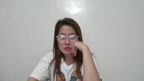 Snapshot of immaculate02 chatting on March 9, 4:33 pm Immaculate02 online show from March 9, 4:33 pm