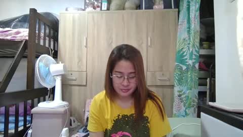 Snapshot of immaculate02 chatting on March 3, 2:33 am Immaculate02 online show from March 3, 2:33 am