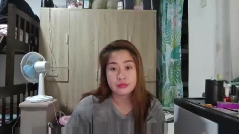 Snapshot of immaculate02 chatting on December 29, 3:44 am Immaculate02 online show from December 29, 3:44 am