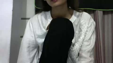 India Model online show from December 30, 2:08 pm