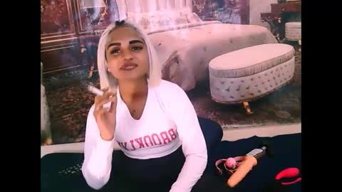 indiansumaya69 online show from December 3, 10:50 am