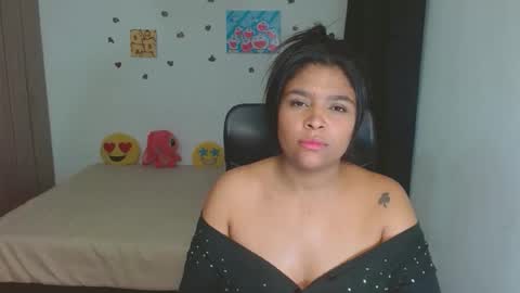 Aleja vallejo online show from November 30, 4:55 pm