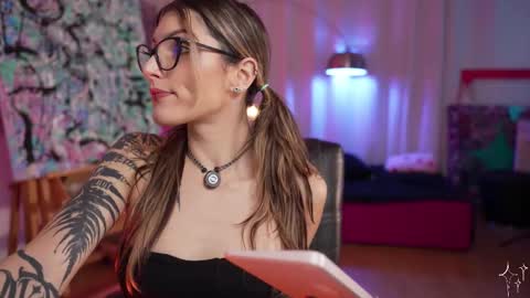 Snapshot of informal_ chatting on February 23, 11:32 pm MAL ---  online show from February 23, 11:32 pm