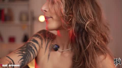 MAL ---  online show from November 23, 10:33 pm