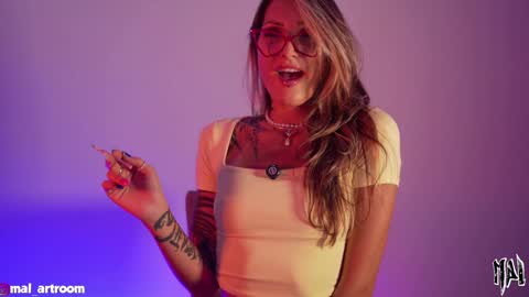 Snapshot of informal_ chatting on September 27, 10:28 pm MAL ---  online show from September 27, 10:28 pm