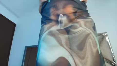            online show from November 7, 2:44 pm