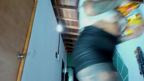 Snapshot of ink_demon chatting on January 6, 9:11 pm demon online show from January 6, 9:11 pm