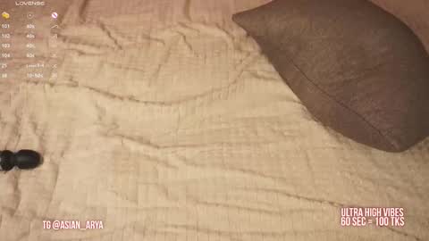 Luna and Dior online show from December 13, 7:42 pm