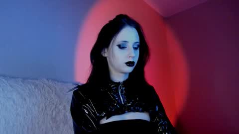 Venera  online show from October 12, 4:31 pm