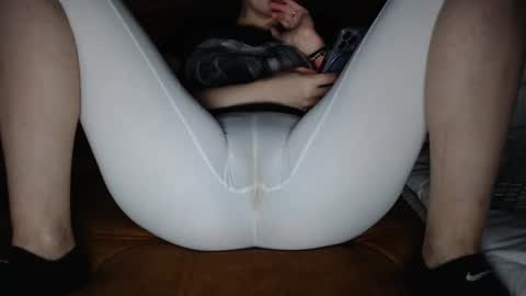 Snapshot of inocentekitty chatting on January 24, 8:11 pm Alessia online show from January 24, 8:11 pm