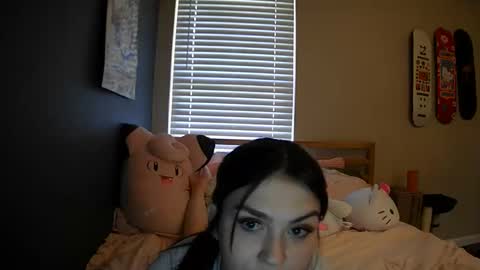 kat online show from October 15, 9:50 pm