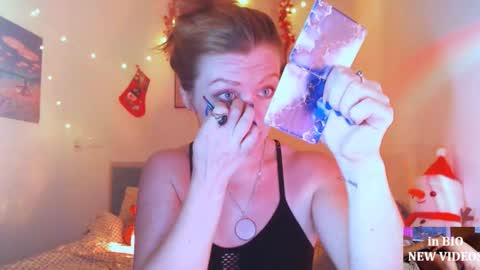 Cassie online show from December 22, 1:36 pm