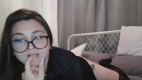 Annabelle online show from November 12, 2:37 pm