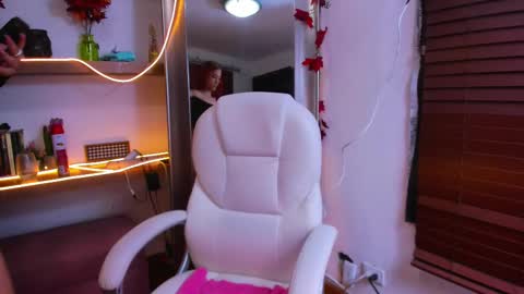    online show from February 17, 7:12 pm