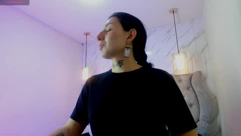 iris_77 online show from October 5, 7:08 pm