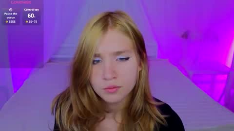 Iris  online show from December 5, 10:27 am