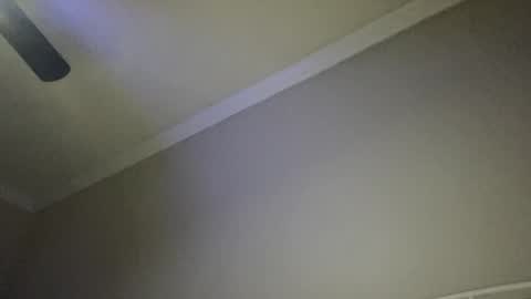 Irispink1 online show from December 15, 3:23 am