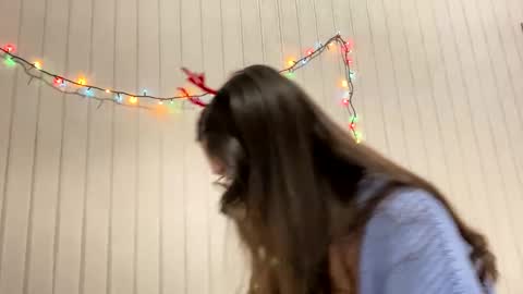 irisss31 online show from December 30, 4:51 pm