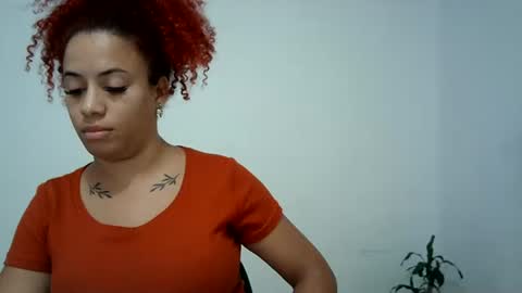 isa_bellaxx23 online show from January 15, 11:44 pm