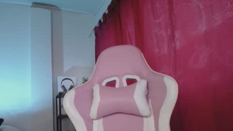 Isabella  online show from September 23, 10:57 am