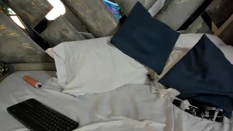 Mommy Isa online show from January 10, 5:45 am