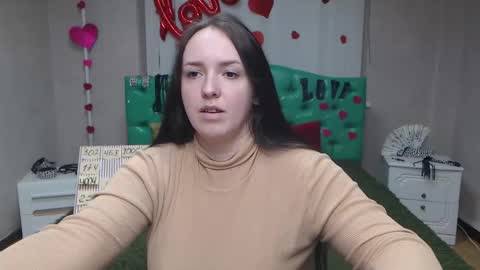 Snapshot of isabelblackberry chatting on October 9, 7:23 am IsabelBlackberry online show from October 9, 7:23 am