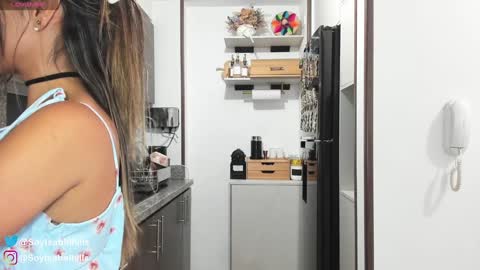 Snapshot of isabelhills chatting on February 3, 11:36 pm Isa online show from February 3, 11:36 pm