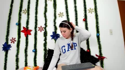 isabella_jaramillo online show from November 19, 1:11 pm