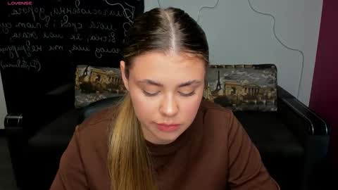 isabellabler online show from November 25, 12:51 pm