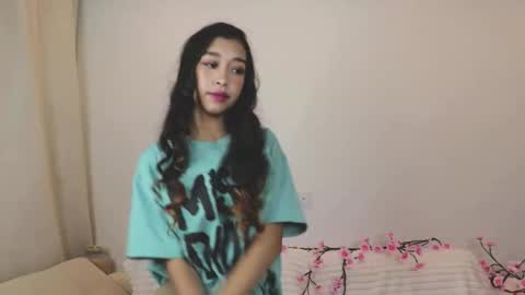 Snapshot of isauraangeletti chatting on October 20, 4:21 pm Selina online show from October 20, 4:21 pm