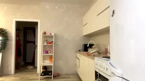 Issa online show from December 21, 7:12 am