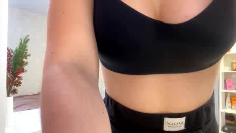 Issa online show from December 19, 7:00 am