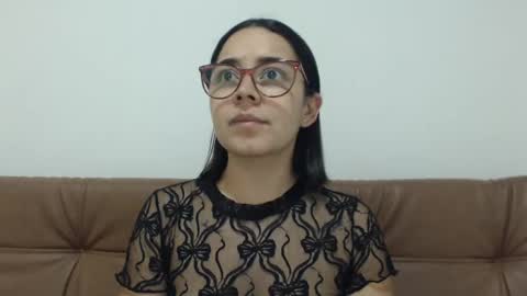 Emma online show from November 8, 3:00 am