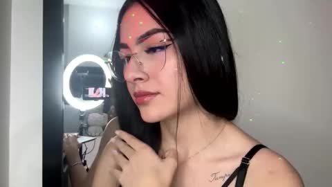 Cute Isla  online show from October 24, 3:24 am