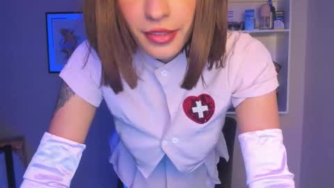 INSTAGRAM issabella18   TWITTER issa latin online show from December 5, 5:07 am