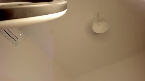 Isabella online show from December 22, 4:54 pm