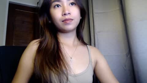 Candy online show from February 18, 2:49 pm