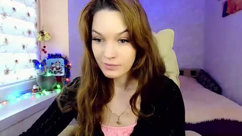 itslunaday online show from December 18, 10:08 am