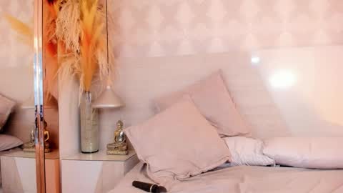 Ivannaanggel online show from November 21, 2:30 pm