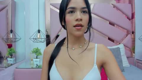 IvonJanice online show from November 21, 4:53 pm