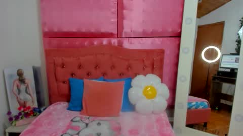 Ivonny online show from November 19, 1:00 pm