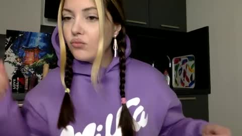 Vanya online show from December 10, 7:43 pm