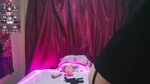 Snapshot of ivy_hatesu chatting on September 15, 2:31 am Ivy online show from September 15, 2:31 am