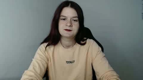 Snapshot of izzyflame18 chatting on October 8, 8:13 pm Shygirl online show from October 8, 8:13 pm