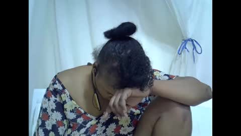 rose online show from October 8, 12:20 pm