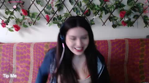 Jack and Emily online show from October 7, 5:39 pm