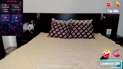 sallyevans online show from October 9, 5:55 am